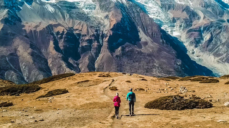 Discover the Beauty of Annapurna Circuit Trek with a Sherpa Guide